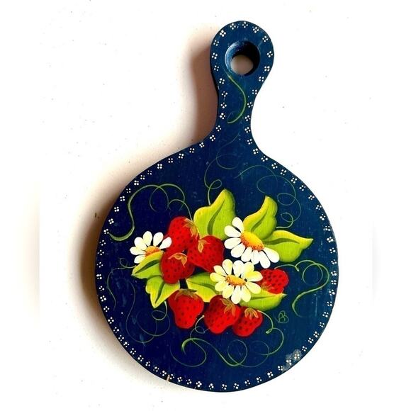 Other - Vintage strawberry cottage hand painted wood bread board wall plate decoration